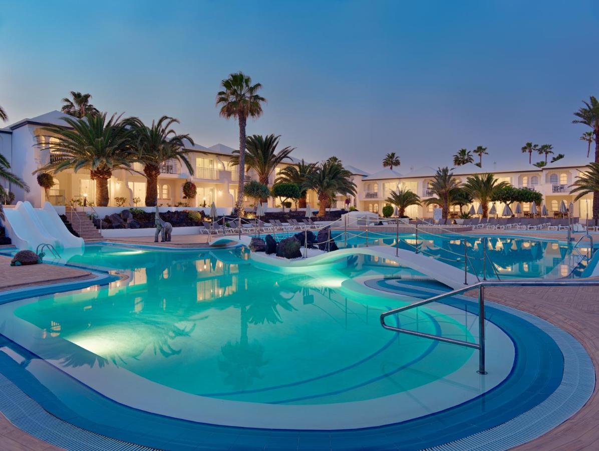 เอช 10 โอเชียน สวีท Hotel คอร์ราเลโฮ ภายนอก รูปภาพ